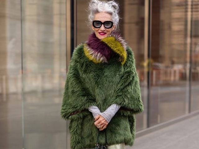 Thời trang - 5 chiêu giúp quý bà “lão hóa ngược” nhờ phụ kiện thời trang