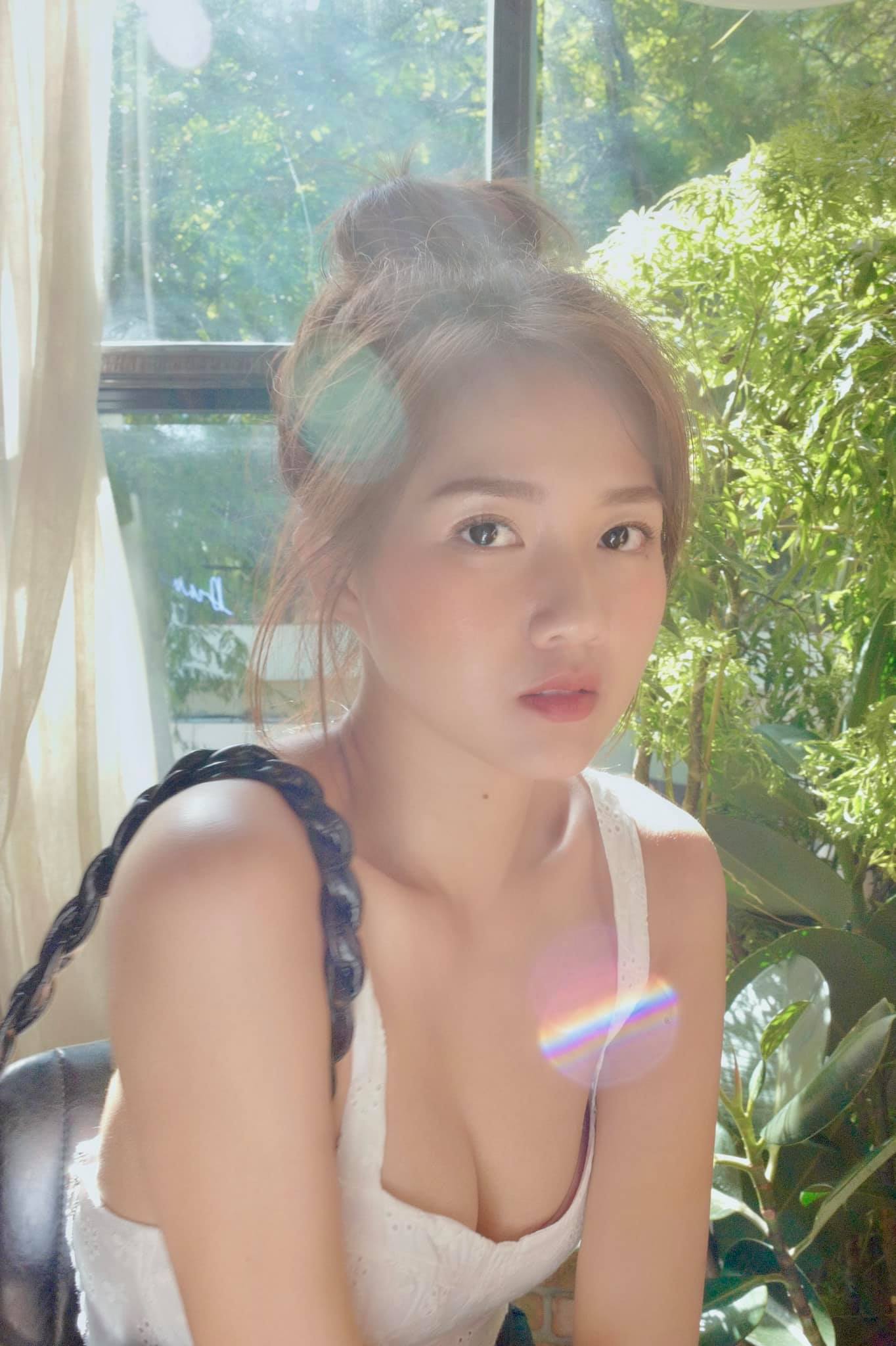 Người đẹp từng chia sẻ trên trang cá nhân bí quyết giữ dáng của cô là chạy bộ.