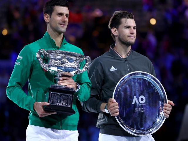 Thể thao - Kịch chiến hay nhất Grand Slam 2020: Djokovic hạ đẹp Thiem, "Trai hư" thoát hiểm (Bài 1)