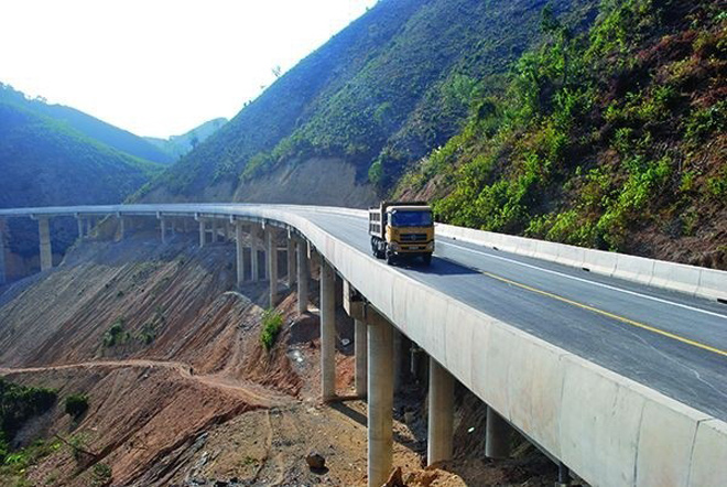 Thái Nguyên có hệ thống giao thông đồng bộ và thông suốt với rất nhiều trục giao thông lớn kết nối với các tỉnh thành