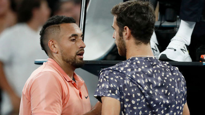 Có đến 4 trong 5 set đấu giữa Kyrgios và Khachanov ở vòng 3 Australian Open năm nay phải giải quyết thắng - thua bằng loạt tie-break