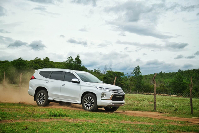 Mitsubishi Pajero Sport 2020 đang được ưu đãi tới 55 triệu đồng - 4