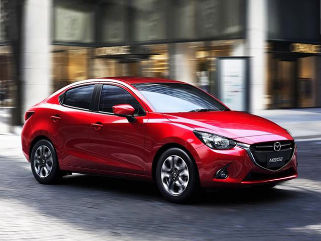 Ô tô - Giá lăn bánh xe Mazda2 sedan và hatchback mới nhất tháng 12/2020