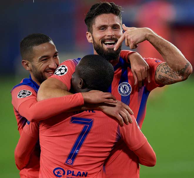 Giroud lập cú poker hoàn hảo: Chelsea có hàng công 7 SAO, 13/17 trận ghi bàn - 1