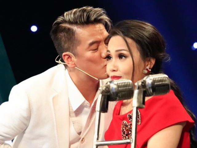 Đời sống Showbiz - Đàm Vĩnh Hưng thừa nhận "phải lòng cô tư Bến Tre": Danh tính gây bất ngờ