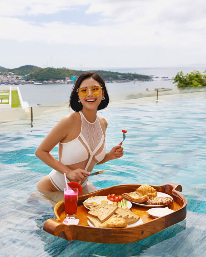 Người đẹp Biển Đào Thị Hà tung ảnh bikini cực nóng bỏng - 10