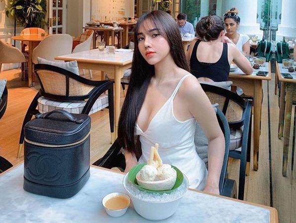 Nàng WAGs của Hoàng Đức U23 lại đốt mắt với hình ảnh bốc lửa - 4