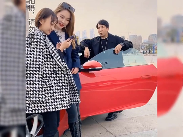 Cười 24H - Chàng trai đam mê trinh thám nhưng số phận không cho phép