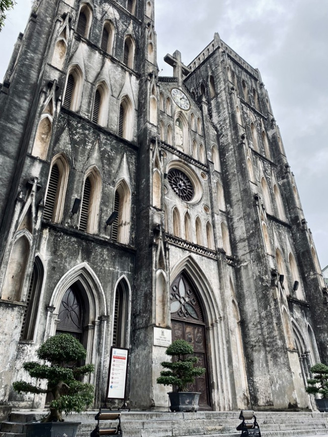 Nhà Thờ Lớn (Hà Nội) - Ảnh: NVCC