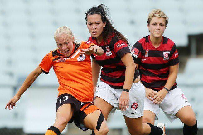 Tháng 10/2020, CLB nữ Napoli chính thức thông báo đã ký hợp đồng thành công với cầu thủ mang hai dòng máu Việt - Úc là Alexandra Huynh
