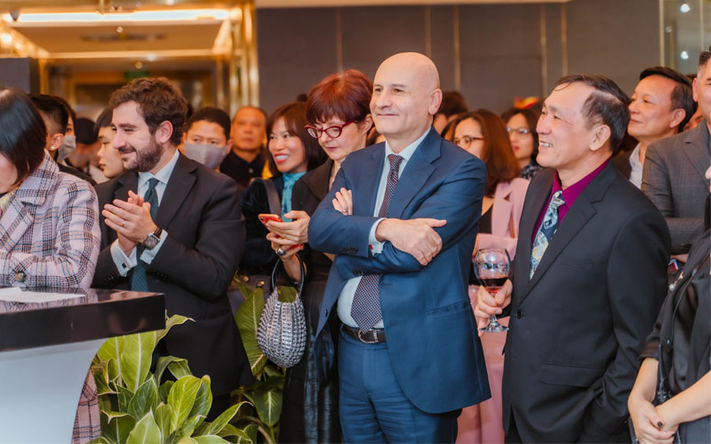 Dàn hoa, á hậu Việt đọ sắc khi hội ngộ giữa không gian sang trọng - 8