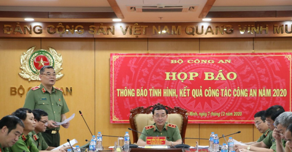 Pháp luật - Tạm đình chỉ 25 cán bộ công an liên quan cáo buộc nhận tiền tội phạm ma tuý