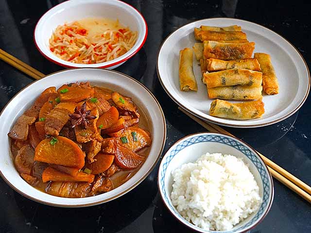 Ẩm thực - Chỉ với 3 món nhưng bữa ăn này vẫn khiến mọi người xuýt xoa không ngừng