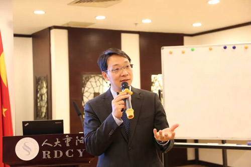 Giáo sư Di Dongsh (Trạch Đông Thăng) của Trung Quốc (ảnh: RDCY)