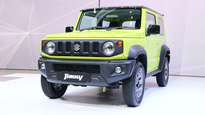 Suzuki Jimny "lột xác" thành Mercedes-Benz G-Class chỉ với 132 triệu đồng - 7