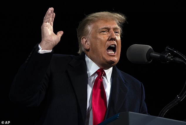 Tổng thống Mỹ Donald Trump thẳng thừng chỉ trích FBI, CIA và Bộ Tư pháp không nỗ lực điều tra gian lận bầu cử.