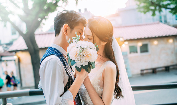 Đọc xong 3 lý do này bạn sẽ hiểu vì sao ngày càng nhiều người trẻ kết hôn muộn - 1
