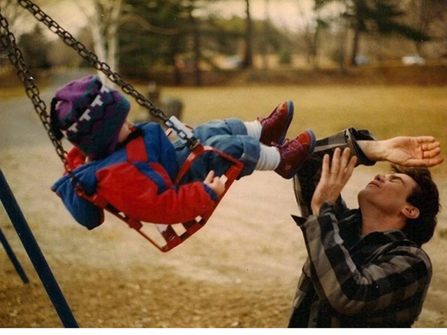 Tranh vui - Đỡ không nổi khi chộp được khoảnh khắc trước khi "thảm họa" xảy ra