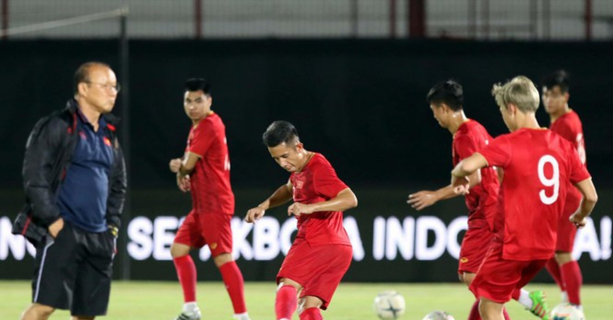 Bóng đá - 'Bài' của ông Park