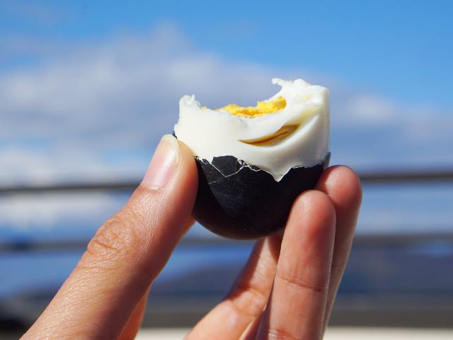 Media - Sự thực trứng gà đen huyền bí, ăn 1 quả thêm 7 năm tuổi thọ