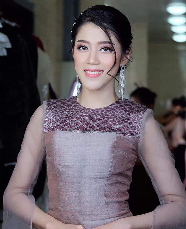 Ngày 5/12, ngôi vị cao nhất cuộc thi Hoa hậu Lào 2020 đã chính thức gọi tên người đẹp 24 tuổi - Bounphasone Boutdara.
