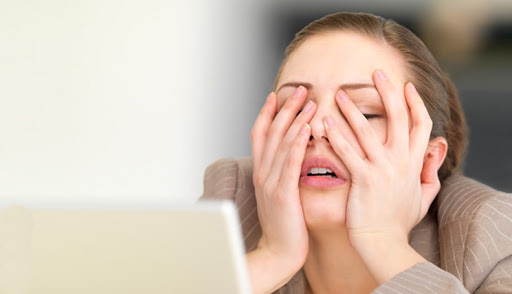 Những thói quen khiến bạn giá hơn tuổi thật Những thói quen khiến bạn giá hơn tuổi thật