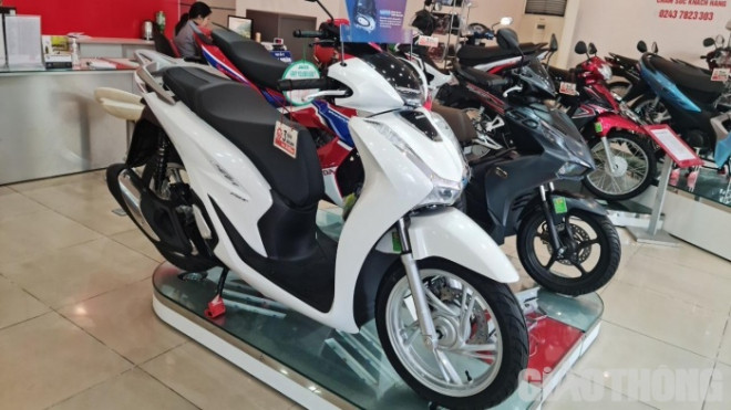 Honda SH tăng giá kỷ lục vào thời điểm cuối năm - 3