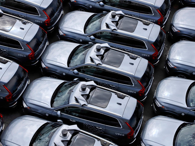 Ô tô - Uber bán mảng kinh doanh xe tự lái cho một công ty khởi nghiệp