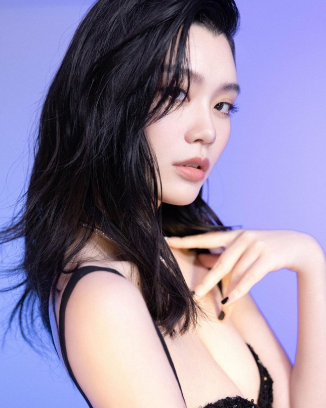 Người mẫu Victoria's Secret Ming Xi thả dáng 'gái một con' nóng bỏng sau sinh - 2