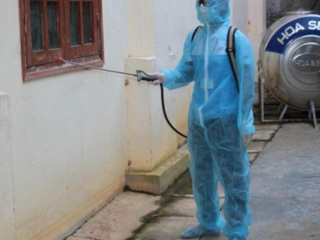 Tin tức trong ngày - Nghệ An: Cô gái vượt biên từ Trung Quốc về ho, sốt khiến cả xã lo lắng