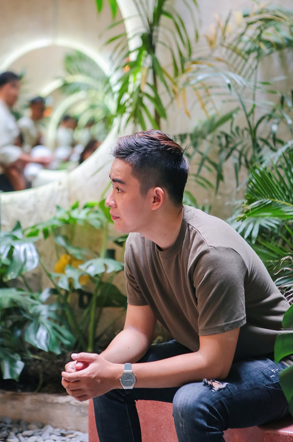 Những chia sẻ và trải lòng với những khó khăn khi đến với nghề của Hoàng Huy