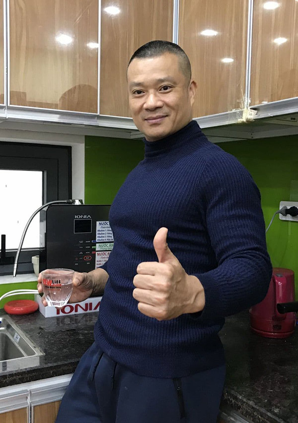 Bác sĩ Chu Đức Toàn – Giám đốc phòng khám nha khoa Đức Toàn đã tin dùng sản phẩm IONIA.