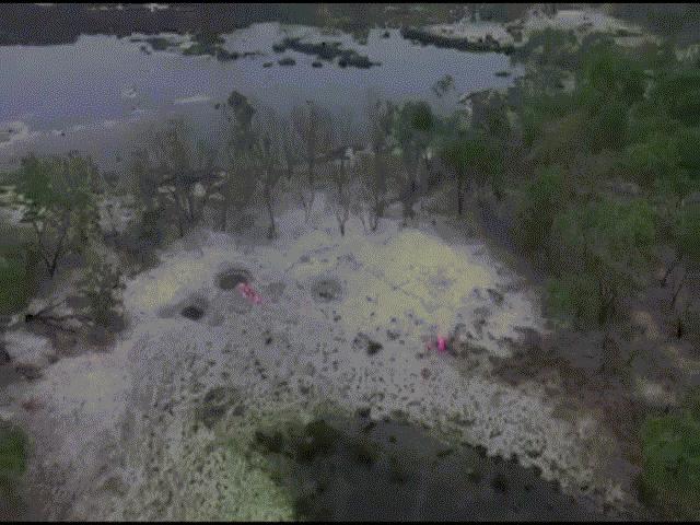 Tin tức trong ngày - CLIP: Cận cảnh hủy nổ hàng trăm quả đạn pháo, rocket