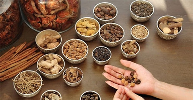 Lương y Nguyễn Hồng Minh: Người đi tìm ánh sáng cho bệnh lý xương khớp - 3