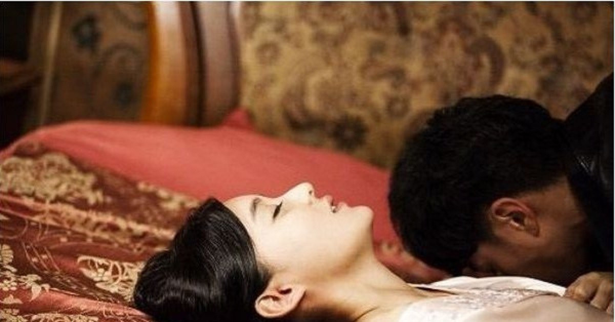 Bạn trẻ - Cuộc sống - Bị mẹ gán nợ cho chồng già, tân hôn tôi hạnh phúc bật khóc vì hành động của chồng