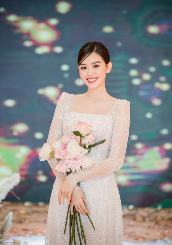 Á hậu Tường San khoe thêm ảnh cưới: Váy đã đẹp, dung nhan cô dâu còn kiều diễm hơn nữa - 5