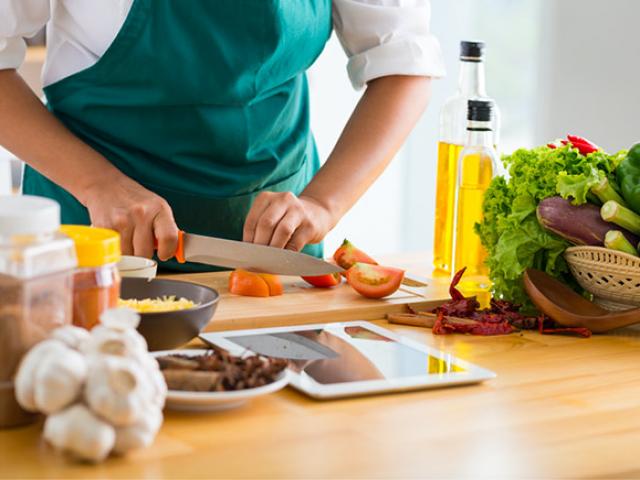 Sức khỏe đời sống - Điều gì khiến người tiêu dùng thực sự an tâm khi sử dụng dầu ăn?