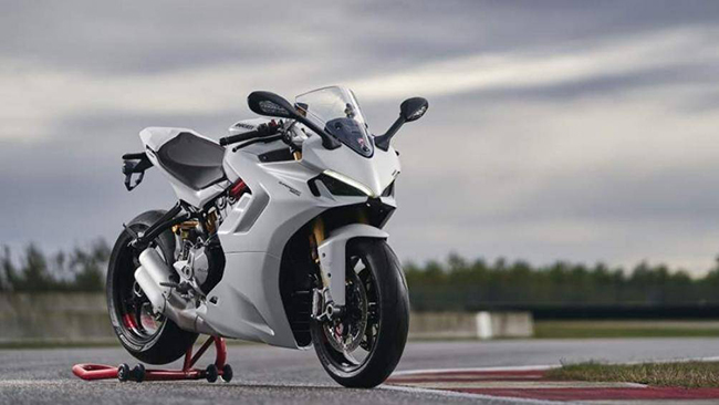 9. Ducati SuperSport 950 (giá: 13.495 USD)
