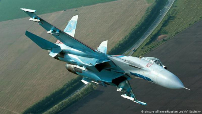 Tiêm kích Su-27 của Nga. Ảnh: DW