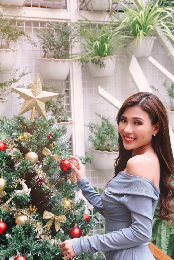 Thúy Diễm gây thương nhớ với nhan sắc mặn mà, đằm thắm - 6