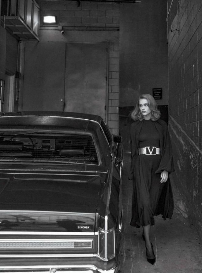 Nàng thơ người Hà Lan để ngực trần lên tạp chí - 5