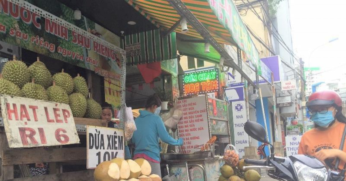 Thị trường - Tiêu dùng - Nguồn cung ít, sầu riêng tăng giá lên 170.000 đồng/kg