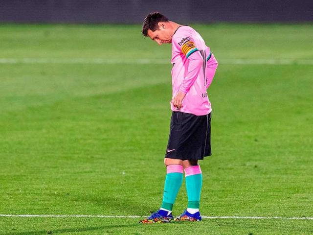 Bóng đá - Messi bị dàn SAO Barca “đâm lén”: Báo Tây Ban Nha chỉ tên 7 “cừu đen”