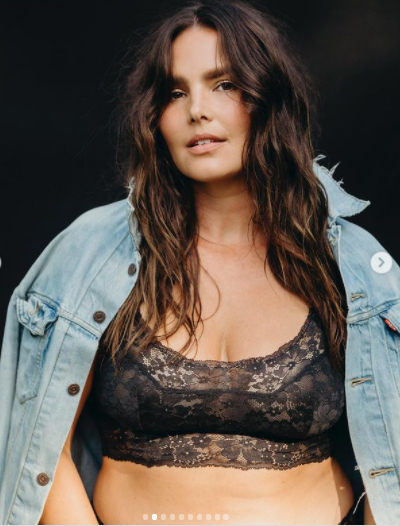 Người mẫu ngoại cỡ Candice Huffine trình diễn nội y nóng bỏng - 5