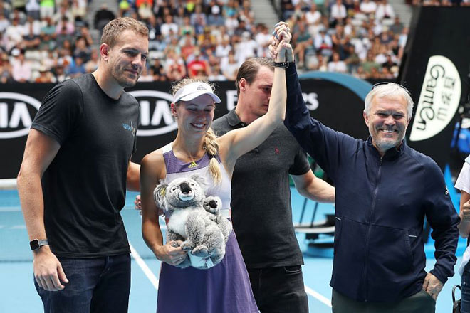 Sharapova và 2 mỹ nhân tennis nói lời giã từ: Nốt trầm tennis 2020 - 2