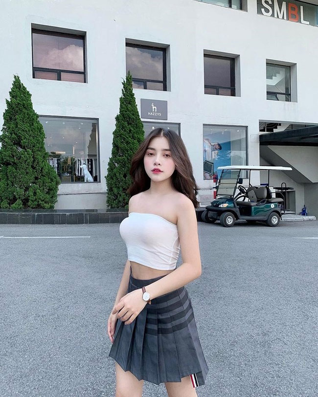 Meily Mia hiện là mẫu ảnh và diễn viên tự do.&nbsp;
