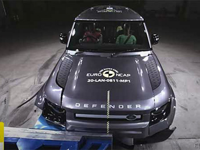 Ô tô - Land Rover Defender 110 đạt chuẩn 5 sao tại EURO NCAP 2020