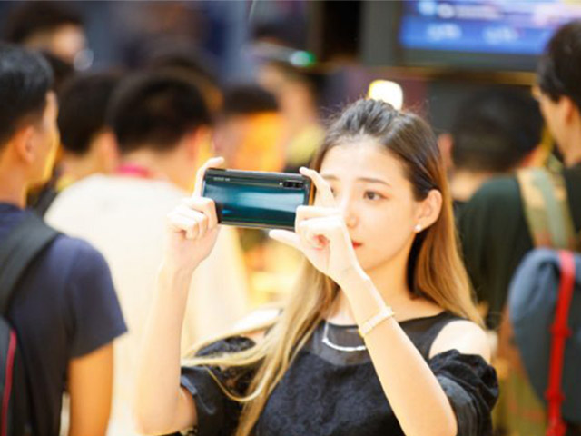 Thời trang Hi-tech - Sắp có smartphone sạc nhanh siêu tốc 120W, Samsung và Apple không có cửa