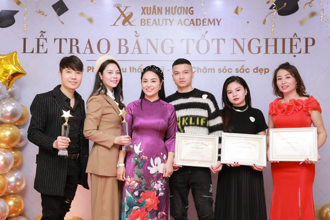 Xuân Hương Beauty Academy tổ chức chương trình hội tụ giao lưu cựu học viên nghề làm đẹp - 4