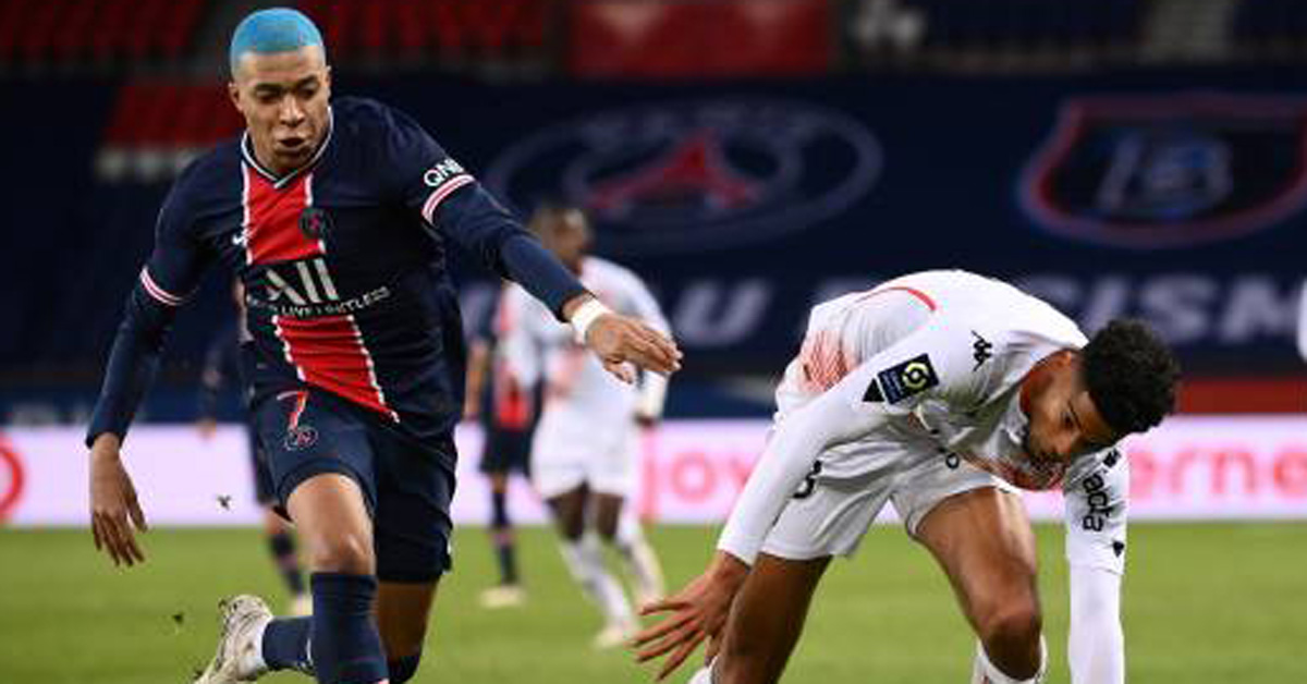 Video PSG - Lorient: Thẻ đỏ tai hại, hiệp 2 bùng nổ
